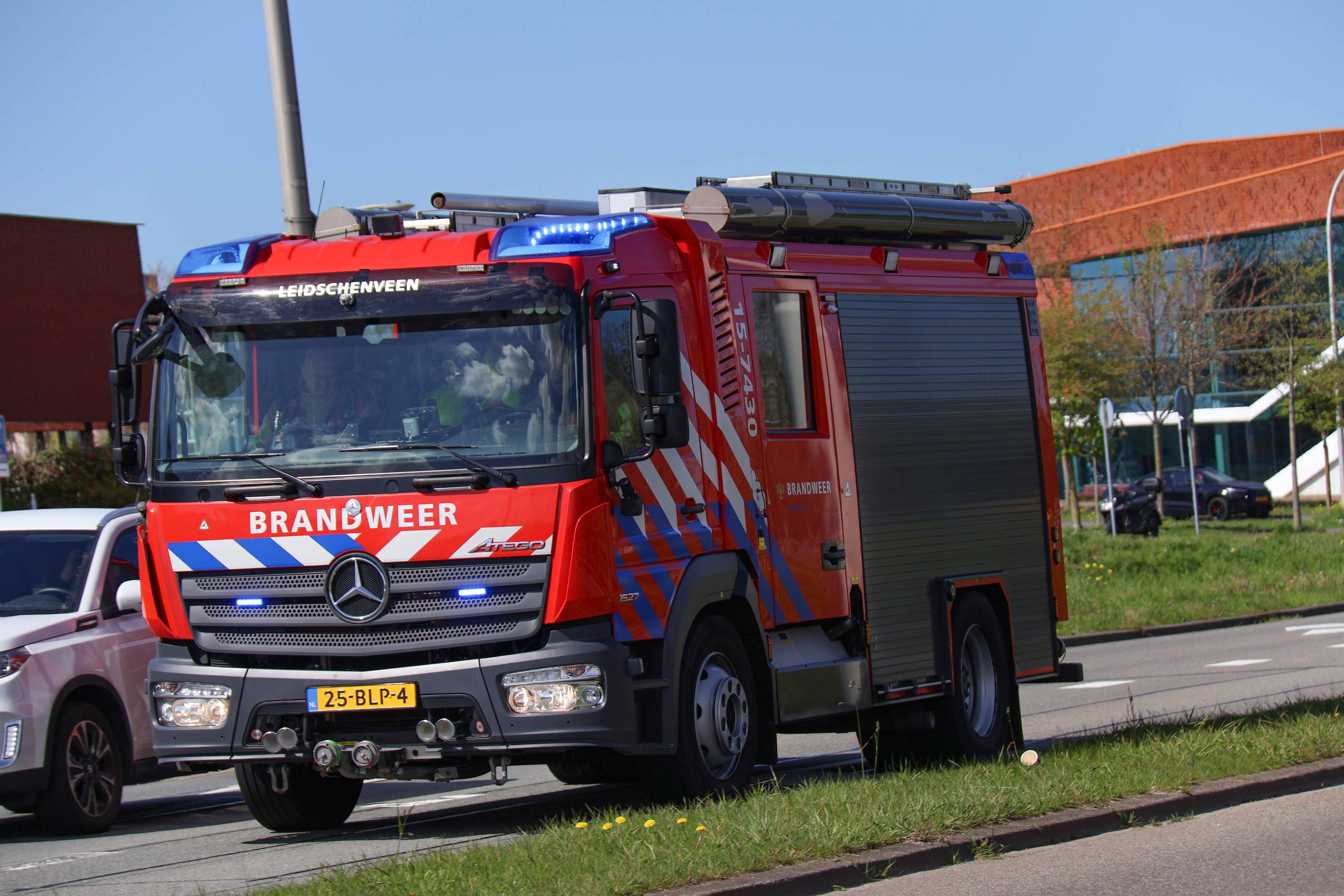 15-7430 1e Tankautospuit Mercedes-benz Atego