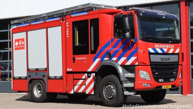 22-1941 1e Tankautospuit (Terreinvaardig) Daf Cf 320 Fa